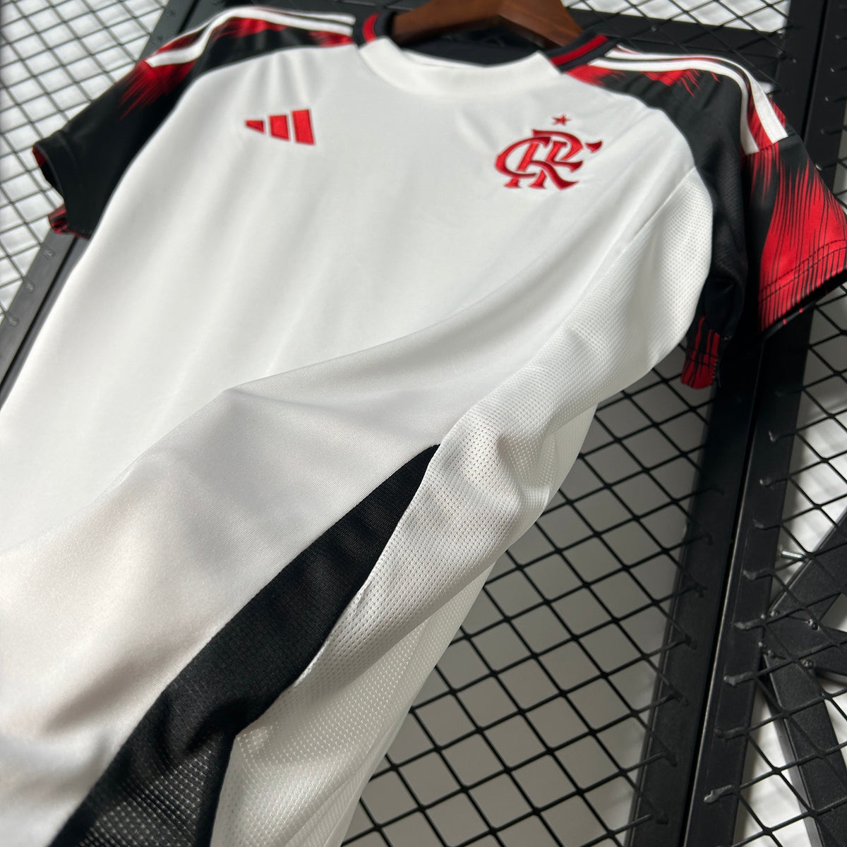 Camisa Feminina do Flamengo 2025/26 AWAY